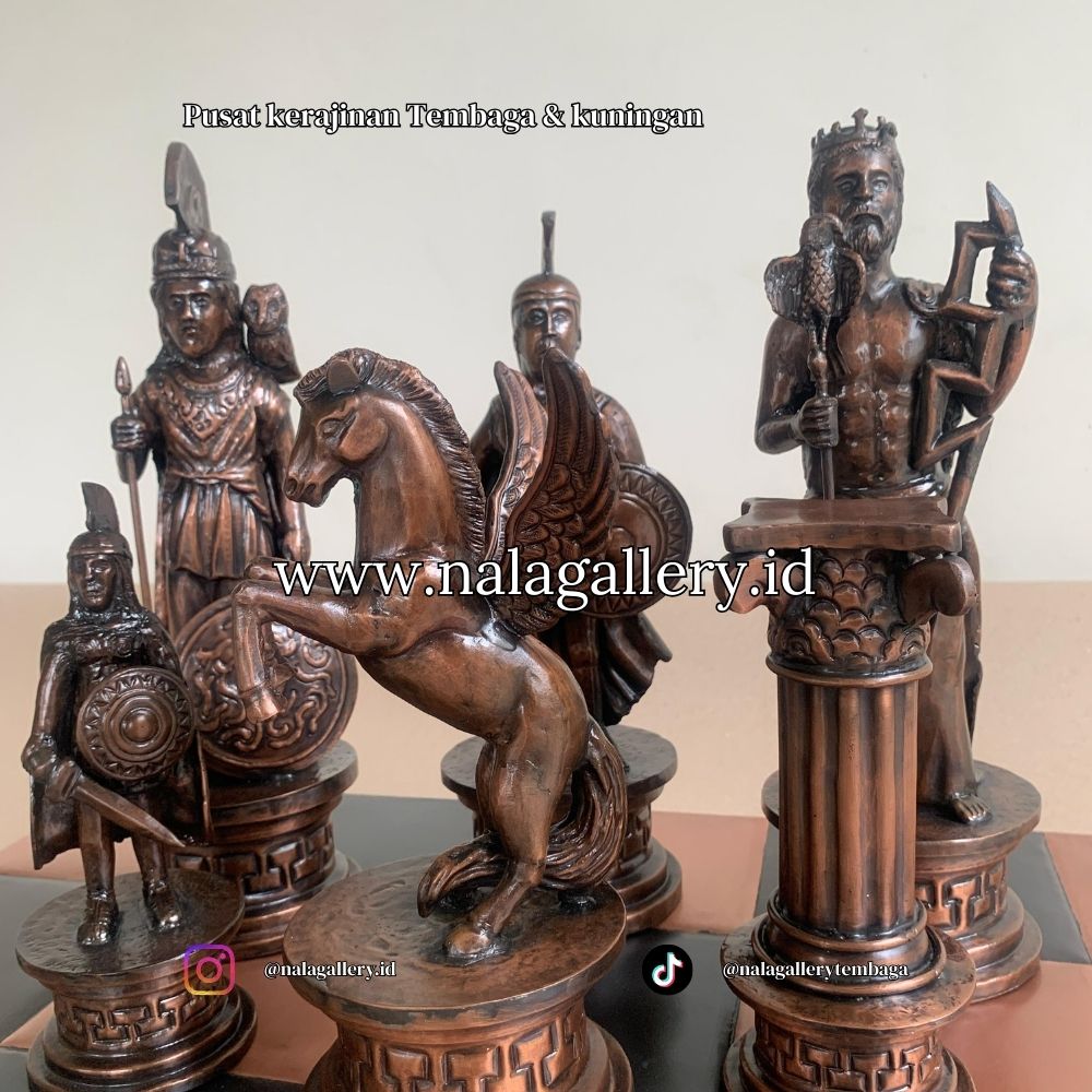 Miniatur Patung Tembaga