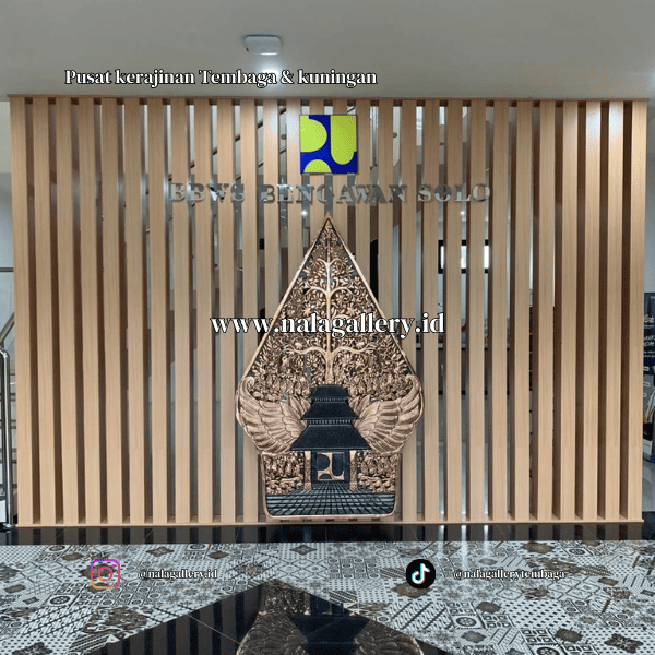 Gunungan Wayang Tembaga 2