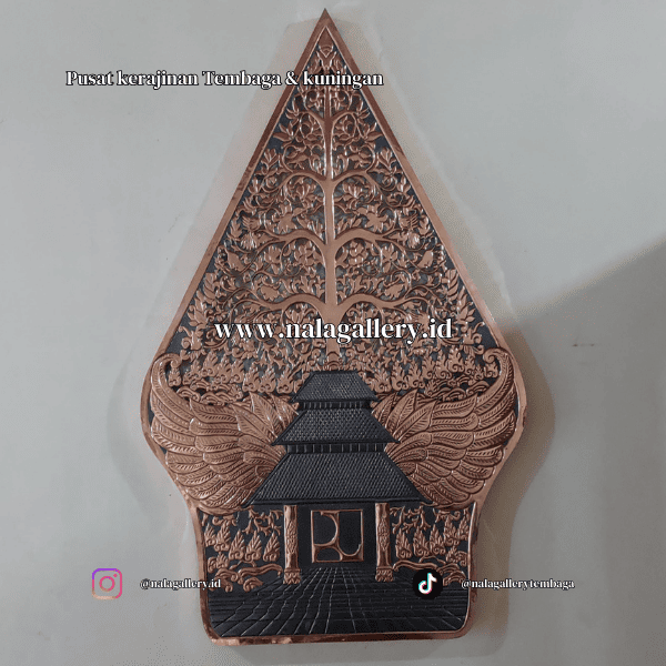 Gunungan Wayang Tembaga 3