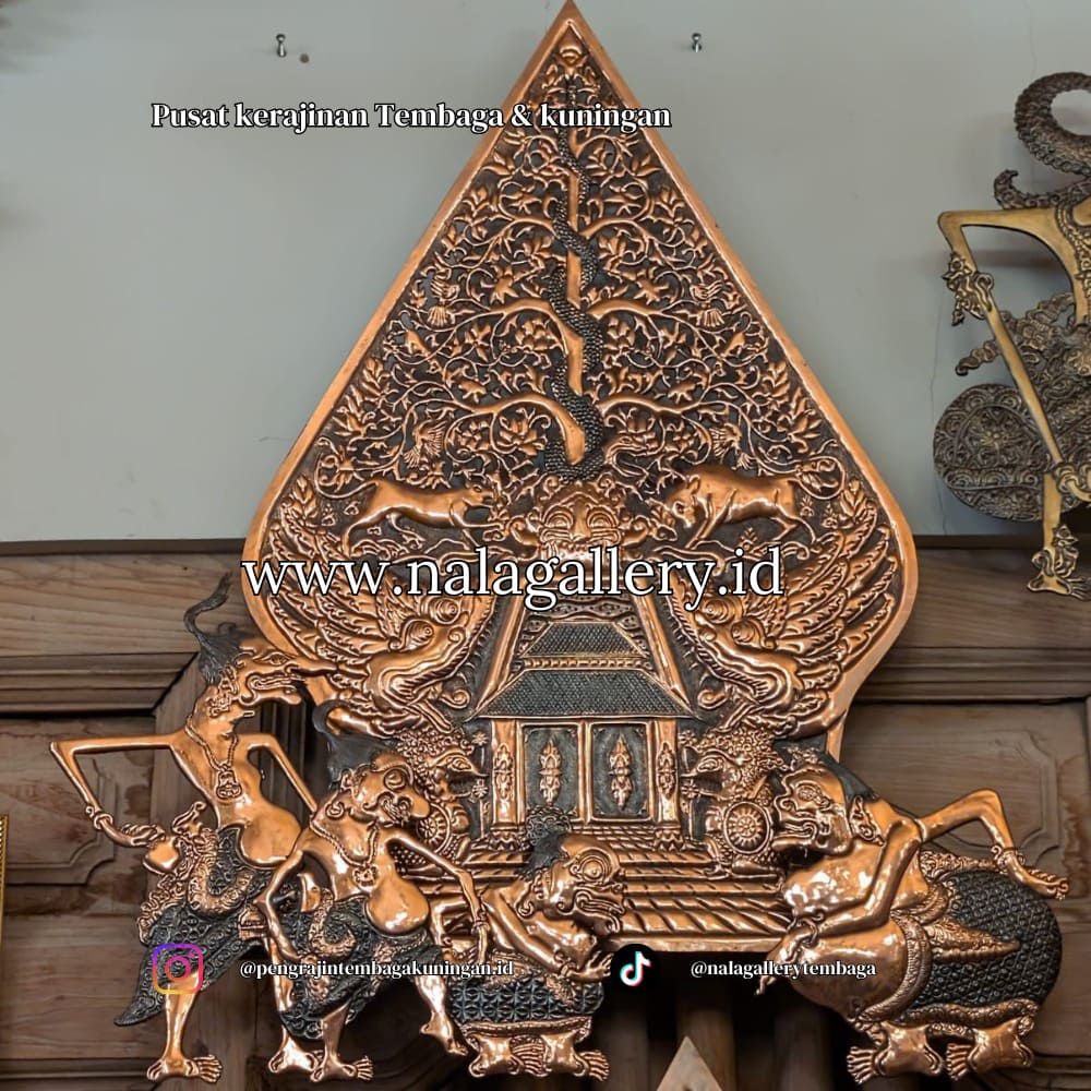 Relief Gunungan dengan Ornamen Tradisional dengan bahan tembaga dan kuningan terbaik